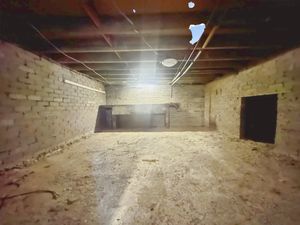 Photo 17- click for photo gallery